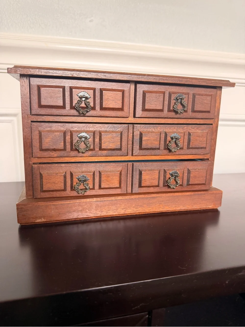 Vintage Price Import Jewelry with Working Music Box & Lined Drawers
